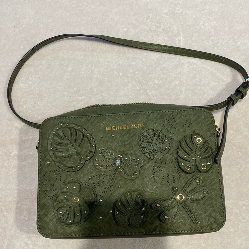 Beautiful Michael Kors bag in very good shape